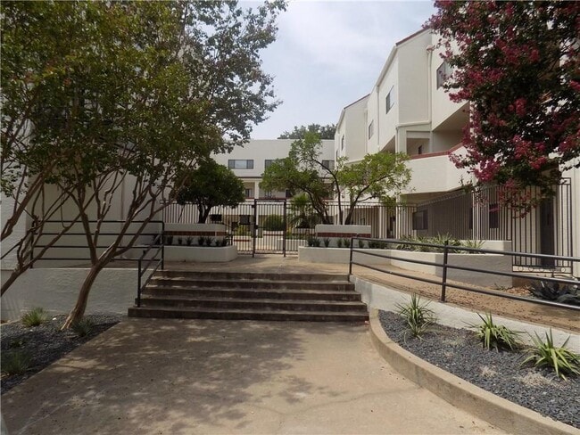 property at 2605 Enfield Rd