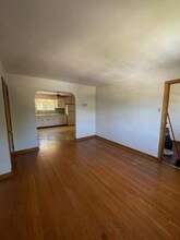 100 E Park Ave in Ambler, PA - Foto de edificio - Building Photo