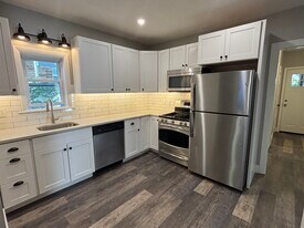 82 North St, Unit 82 North 1 in Medford, MA - Building Photo