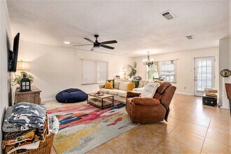 116 Whiting Ave in Galveston, TX - Building Photo - Building Photo