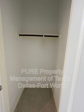 1918 Timber Oaks Dr in Garland, TX - Building Photo - Building Photo