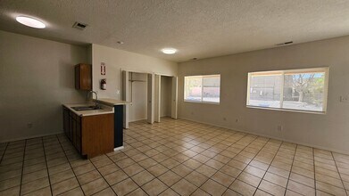 5401 Alice Ave NE in Albuquerque, NM - Building Photo - Building Photo