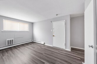 7101 N 15th St in Philadelphia, PA - Building Photo - Building Photo