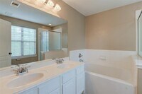 8015 Montague Manor Ln photo'