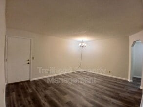 1314 E Frederick St in Independence, MO - Building Photo - Building Photo