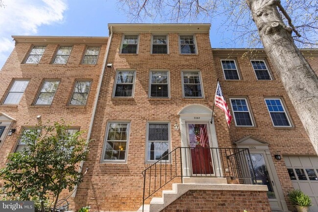 property at 2302 Sanford St