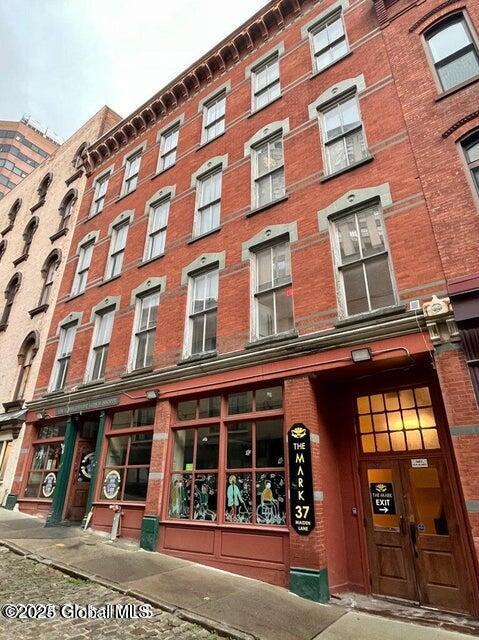 37 Maiden Ln in Albany, NY - Foto de edificio