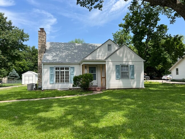 property at 1936 N Kansas Ave