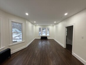 63 Ashford St in Hartford, CT - Building Photo - Building Photo