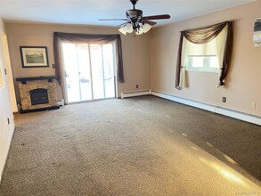 38 Edmunds Ln in Pine Bush, NY - Building Photo - Building Photo