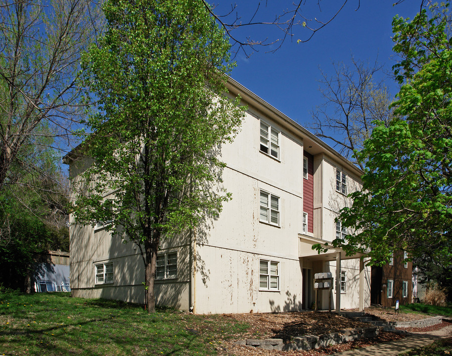 1137 Tennessee St in Lawrence, KS - Building Photo