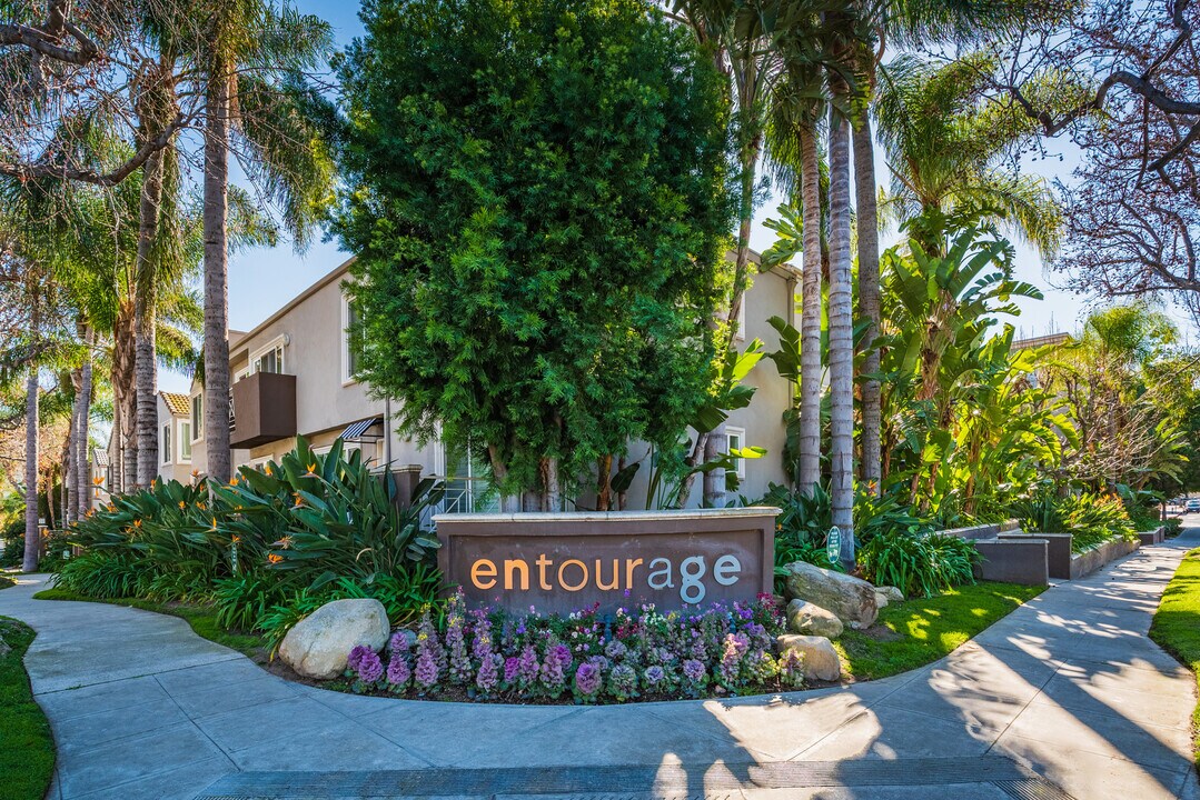 355 N Maple St, Unit 249 in Burbank, CA - Foto de edificio