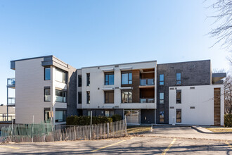 2580 Sainte-Foy Ch in Québec, QC - Building Photo - Building Photo