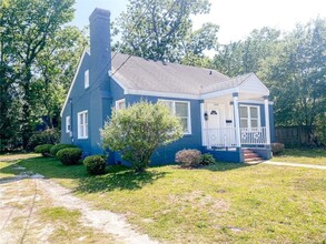 302 E 13th St in Lumberton, NC - Building Photo - Building Photo