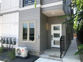 2729 Weisenberger St in Fort Worth, TX - Building Photo - Building Photo