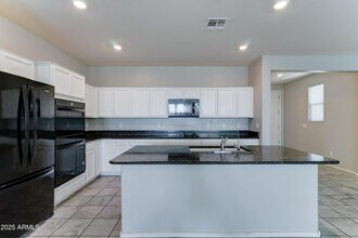 25755 W Hazel Dr in Buckeye, AZ - Building Photo - Building Photo