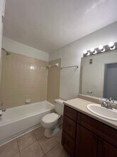 1055 S Hiawassee Rd in Orlando, FL - Building Photo - Building Photo