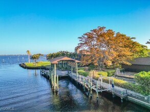 15110 Anchorage Way in Ft. Myers, FL - Building Photo - Building Photo