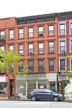 1572 Third Ave in New York, NY - Building Photo - Primary Photo