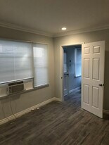 11666 Chandler Blvd, Unit 11666 in Los Angeles, CA - Building Photo