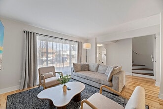 9084 Barberry Ln, Unit SI ID1060676P in Des Plaines, IL - Foto de edificio - Building Photo