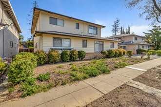 5061 Lapa Dr in San Jose, CA - Building Photo - Building Photo