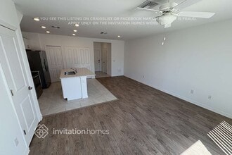 2077 E Landings Wy in Port Charlotte, FL - Building Photo - Building Photo