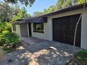 804 W Linebaugh Ave in Tampa, FL - Building Photo - Building Photo