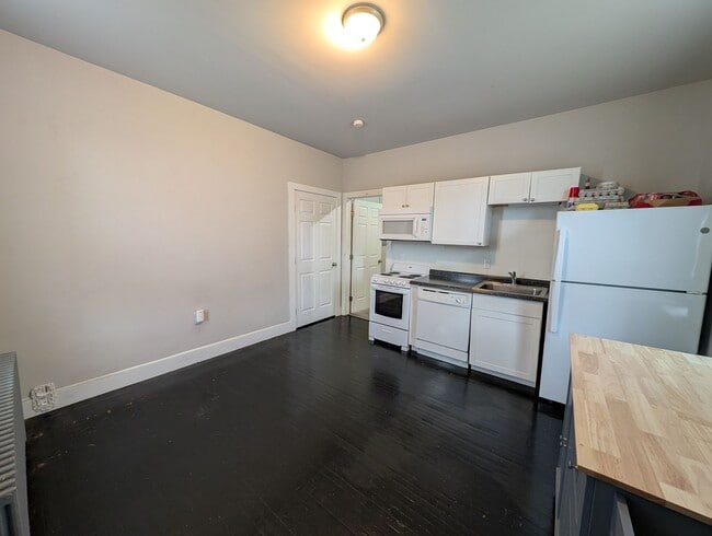 119 S Furnace St in Birdsboro, PA - Building Photo - Building Photo