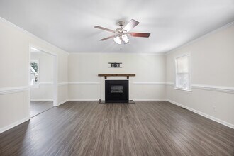 111 Forest View Dr in Nashville, NC - Building Photo - Building Photo