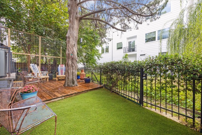 property at 1230 W 25th St