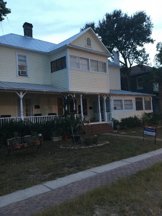 318 E Tarpon Ave-Unit -1A in Tarpon Springs, FL - Building Photo - Building Photo