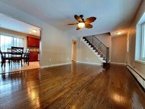 67 Plum St in Tinton Falls, NJ - Building Photo - Building Photo
