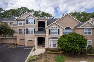 Grand Reserve Condominiums in Jacksonville, FL - Foto de edificio - Building Photo