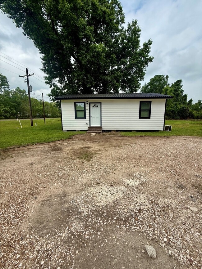 property at 324 W Main St