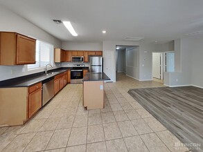 4315 W T Ryan Ln in Phoenix, AZ - Building Photo - Building Photo