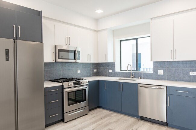 1111 N Kenmore Ave in Los Angeles, CA - Foto de edificio - Interior Photo