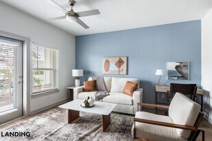 12020 Brush Hl Rd, Unit 3-107 in Wildwood, FL - Building Photo