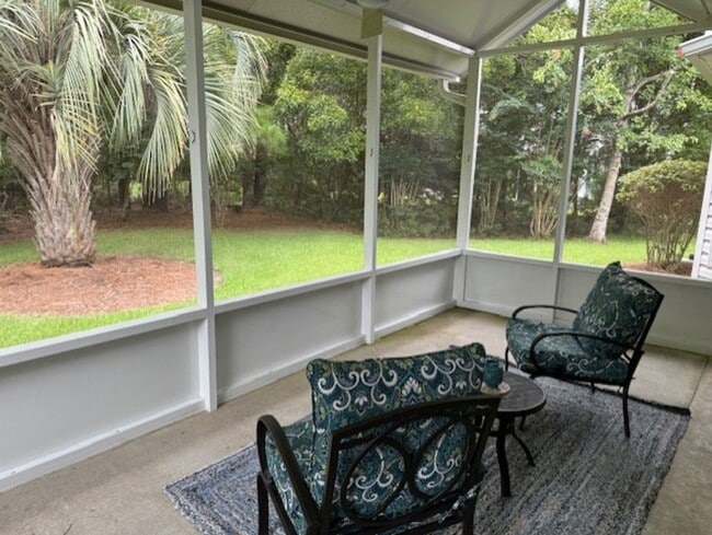 22 Pendarvis Way in Bluffton, SC - Building Photo - Building Photo