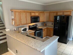 889 Beckwith St SW in Atlanta, GA - Building Photo - Building Photo