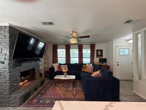 2626 Baxter Dr in Austin, TX - Building Photo - Building Photo