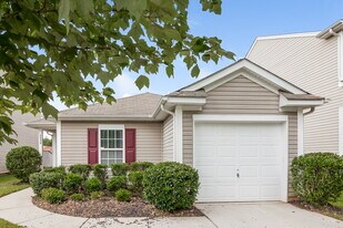 2434 Buckleigh Dr in Charlotte, NC - Building Photo