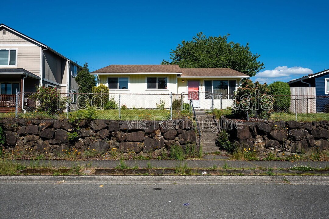 2341 S Wilkeson St in Tacoma, WA - Building Photo