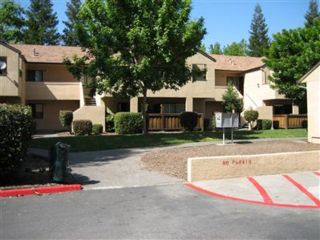 2150 Meadowbrook Ct in Santa Rosa, CA - Building Photo - Building Photo