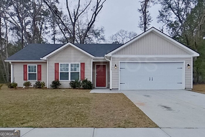 124 Bluff Rd in Springfield, GA - Foto de edificio