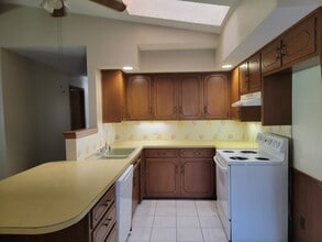 3201 Chisholm Trail in Enid, OK - Building Photo - Building Photo