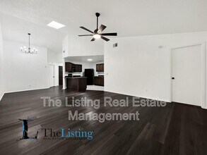1317 Coolridge Dr in Brandon, FL - Building Photo - Building Photo