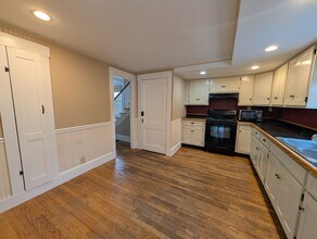 30 Pleasant St in Plymouth, NH - Building Photo - Building Photo