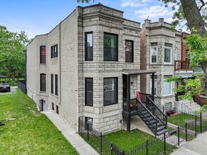 614 N Troy St in Chicago, IL - Building Photo - Building Photo