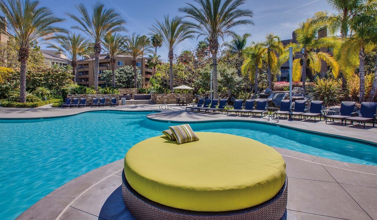 3400 Avenue Of The Arts in Costa Mesa, CA - Foto de edificio